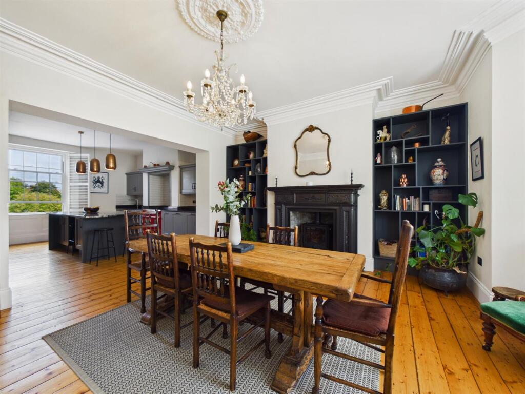 House in Newcastle upon Tyne - View 4