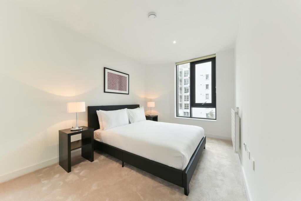 Summerston House, Royal Wharf, E16 - More