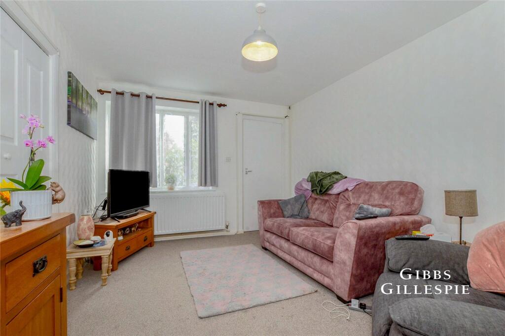 Main image of property: Oakcroft Close, Pinner, HA5