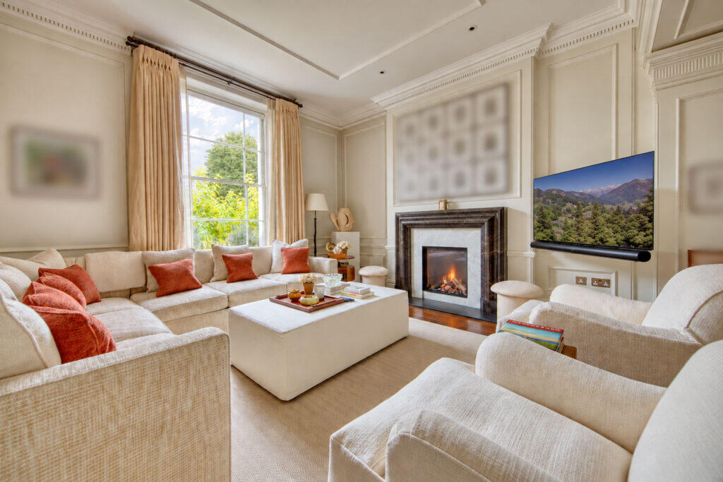 Main image of property: Warwick Avenue, London, W9