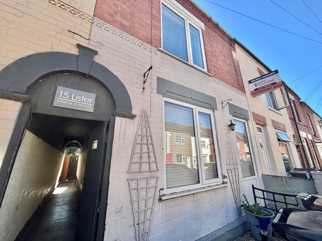 Main image of property: 15 Lister Street, Nuneaton, CV11