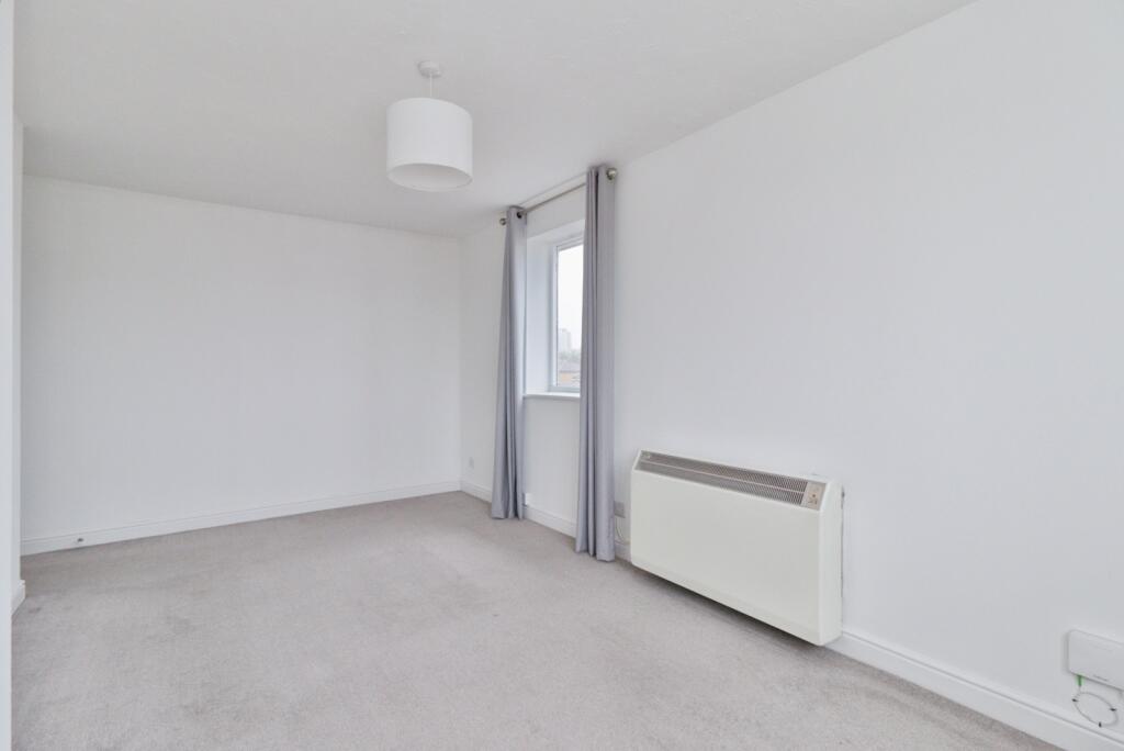 Apartment in London, Royal Borough of Greenwich - More