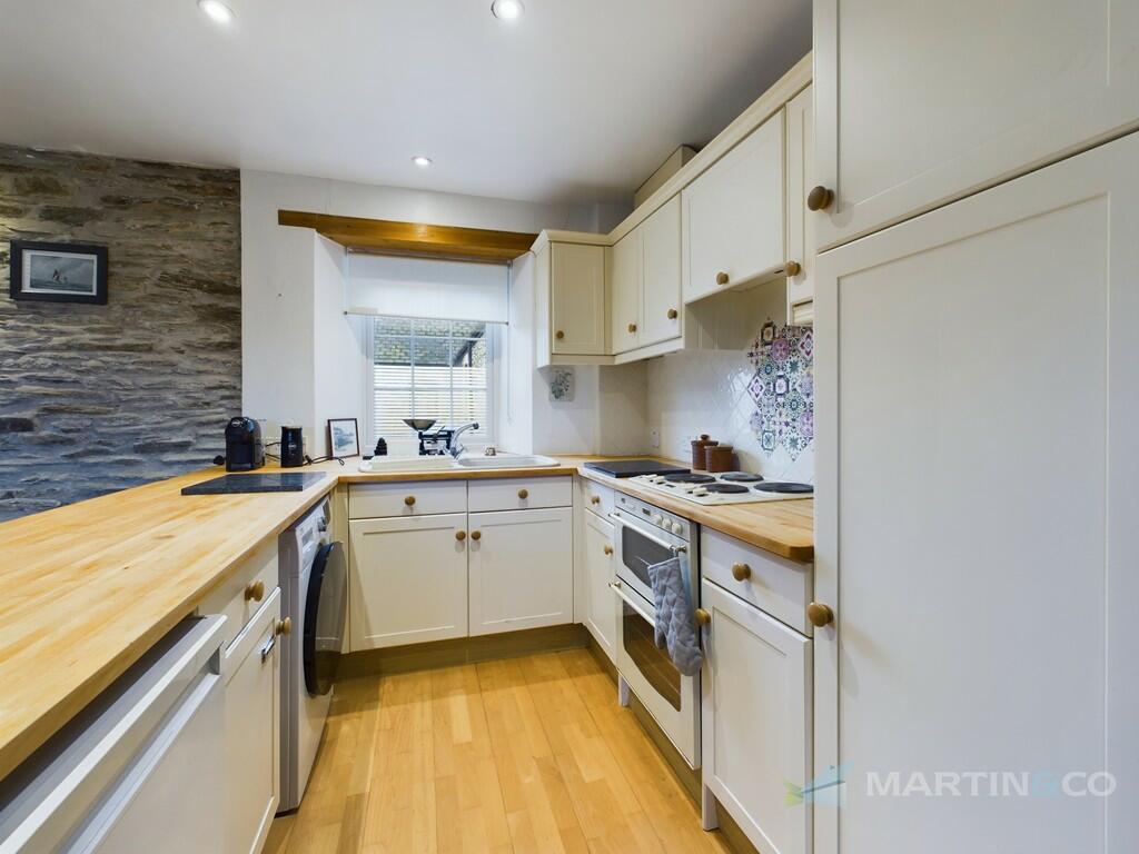 House in Truro - View 3