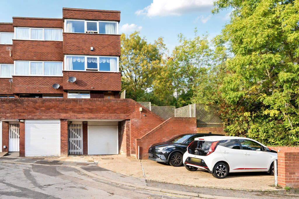 Main image of property: Greyfell Close, Stanmore, Middlesex