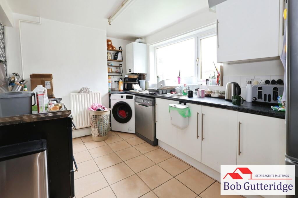 House in Stoke-on-Trent - View 5