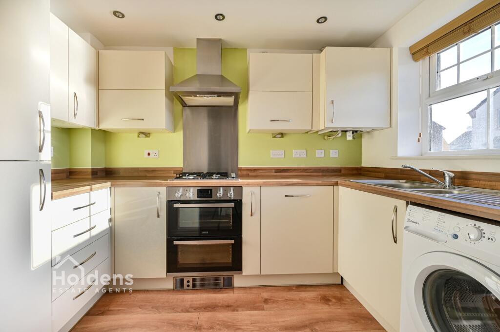 Hollin Hall Drive, Longridge, PR3 photo 2