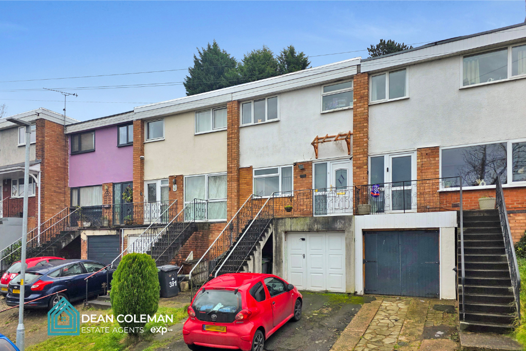 Main image of property: Stourbridge Road, Kidderminster, DY10 2PP