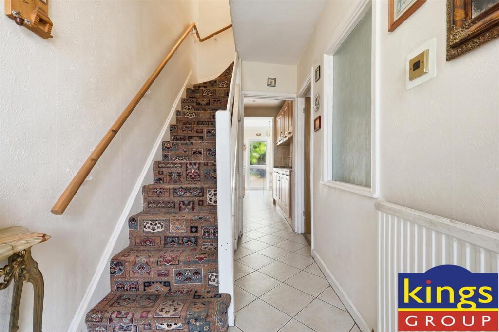 Winton Close, Edmonton, N9 - View 6