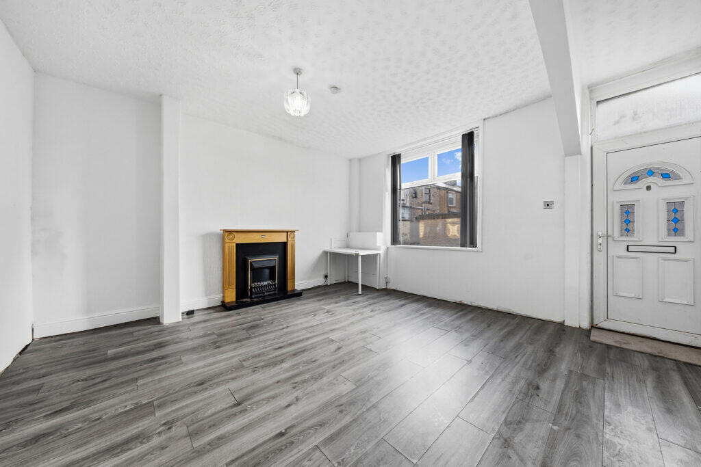 House in Blackburn - View 3