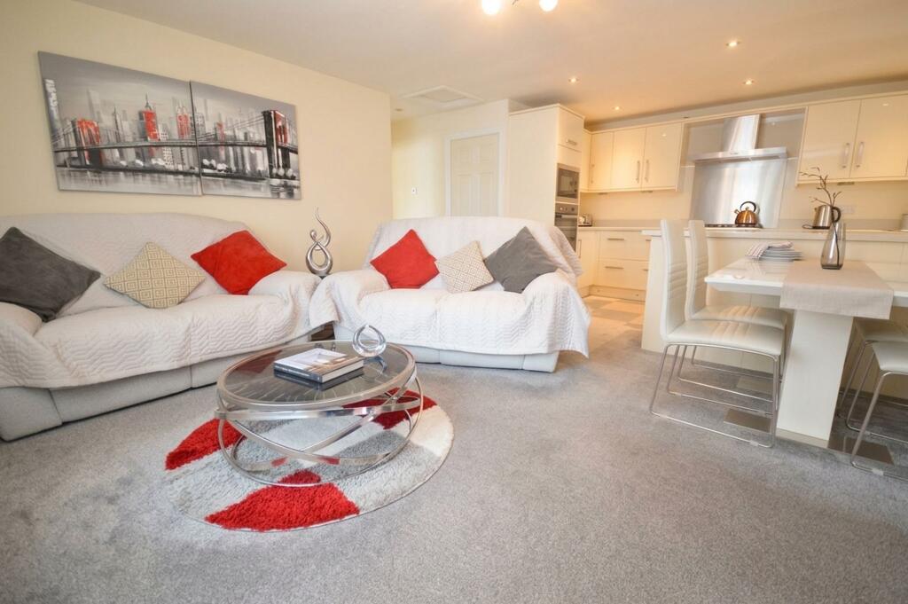 House in Rotherham, South Yorkshire - View 5