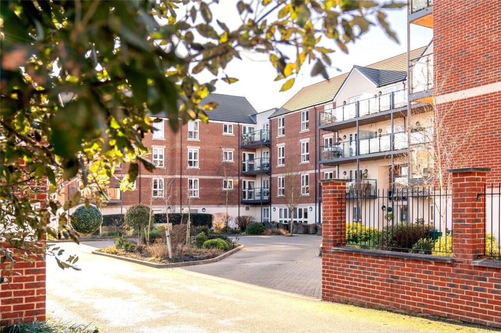 Main image of property: Apartment 12 Albert Court, Henley-On-Thames