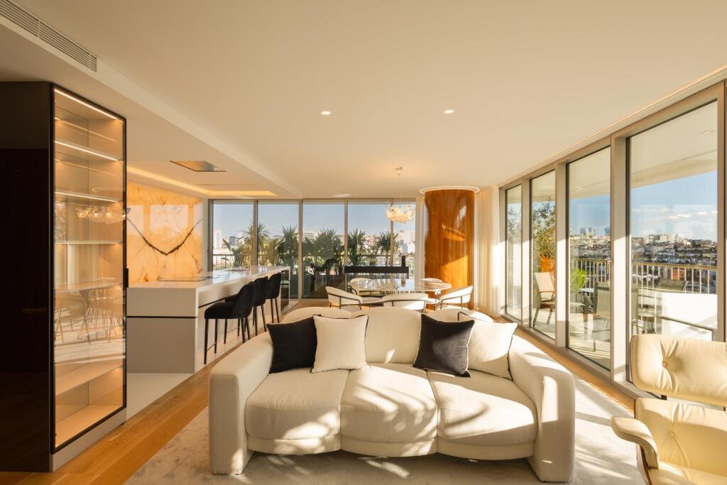 Main image of property: Lisbon, Lisbon