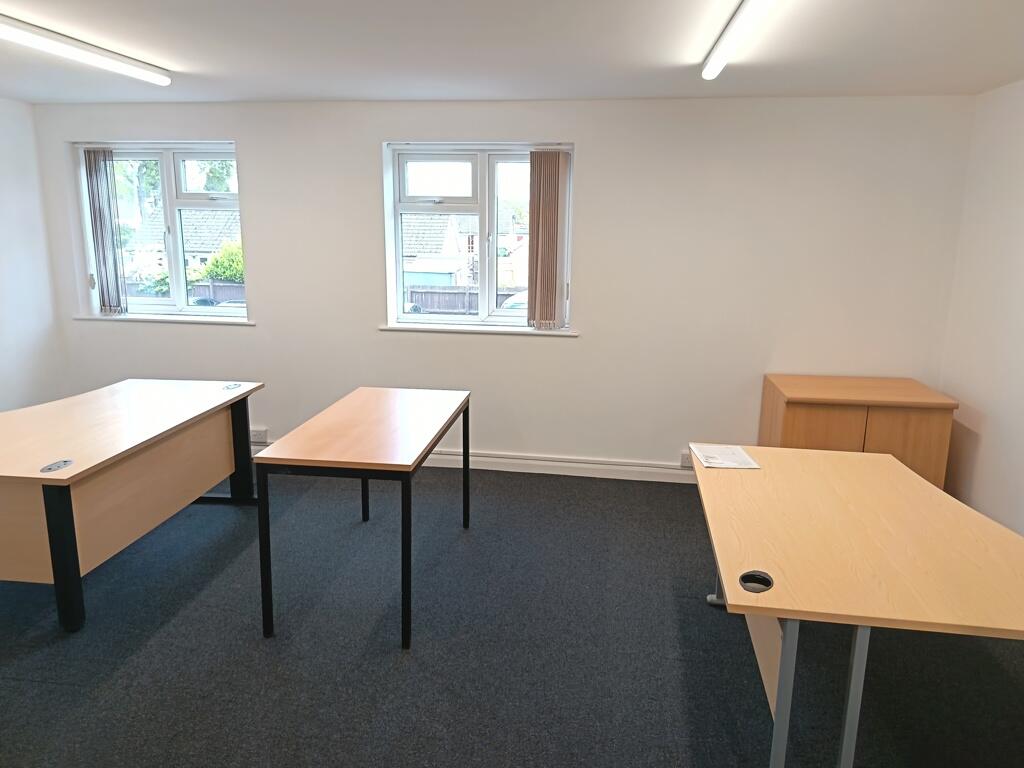 Photo 8