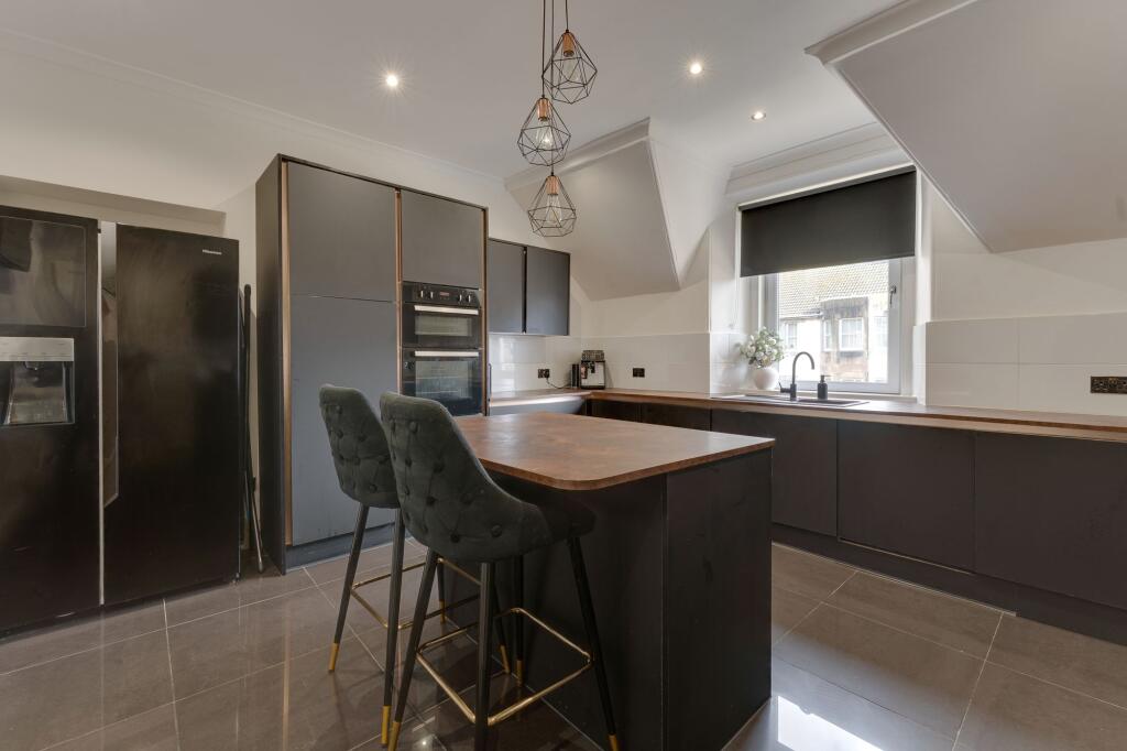 West Bridgend, Dumbarton, G82 - View 5