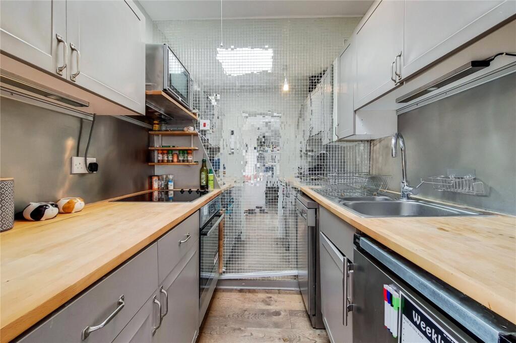 Apartment in London, Kensal Town, Maida Vale - View 4