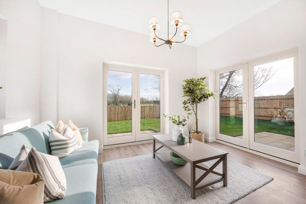 Rooktree Farm Court, Down Ampney, Cirencester, Cotswold, GL7 photo 3