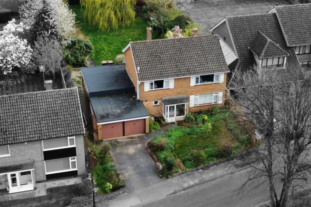 Main image of property: Bye Pass Road, Chilwell, NG9 5BN