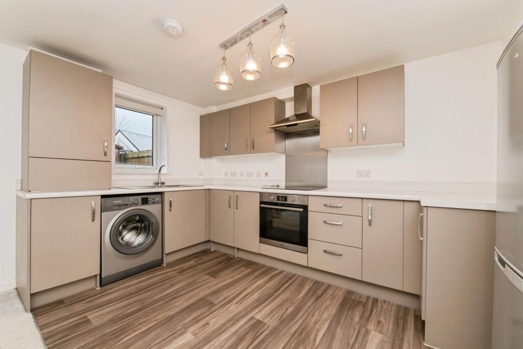 Kingfisher Rise, Cranbrook, Exeter, Devon, EX5 photo 4