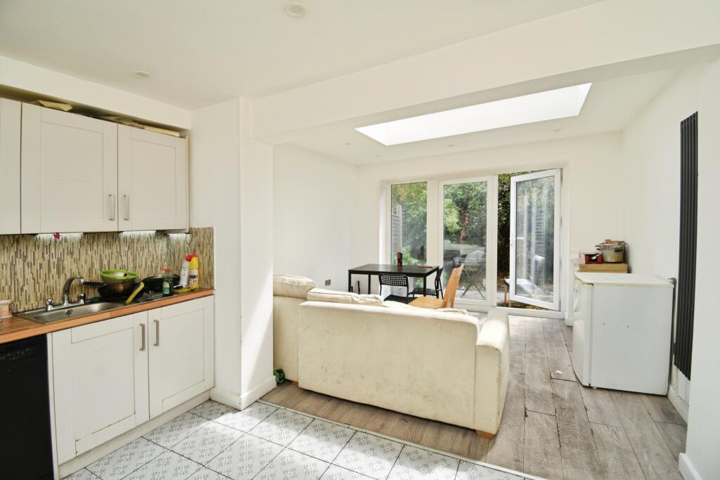 House in London - More