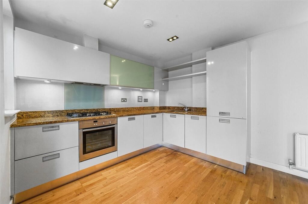 Apartment in London - View 3