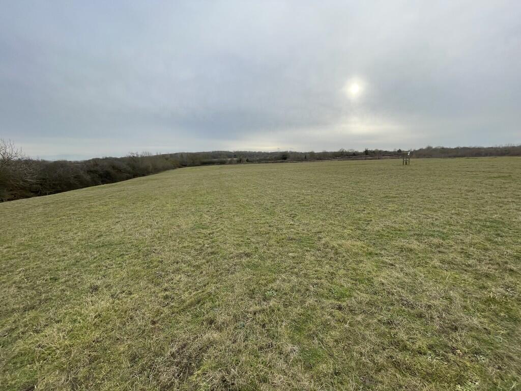 Grassland, South side of A47, Wansford, PE8 6NQ photo 2