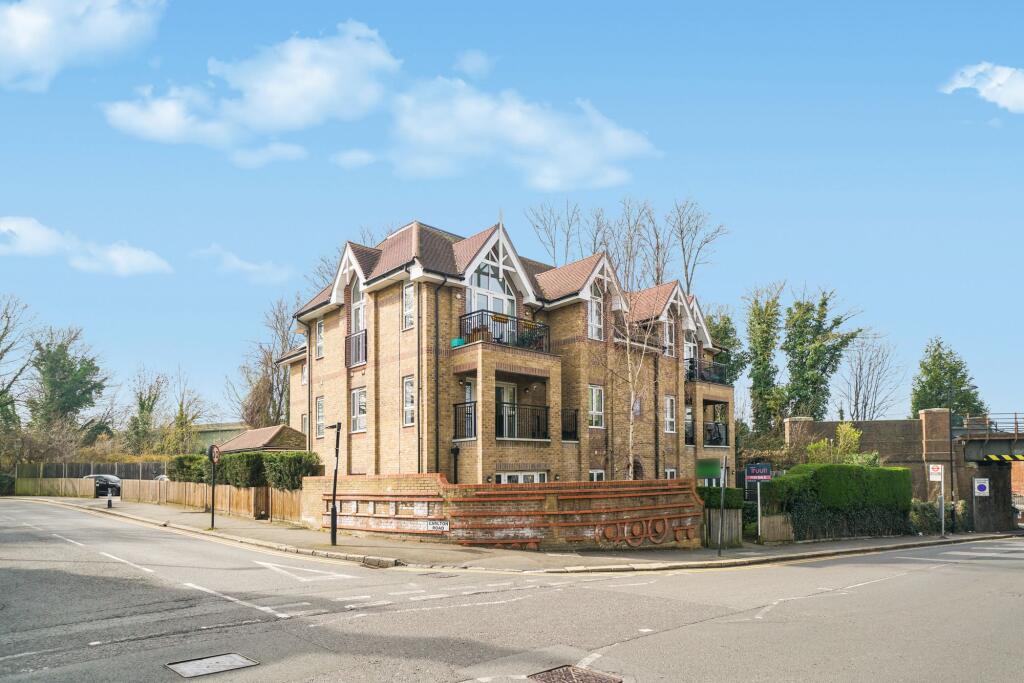 Apartment in Croydon