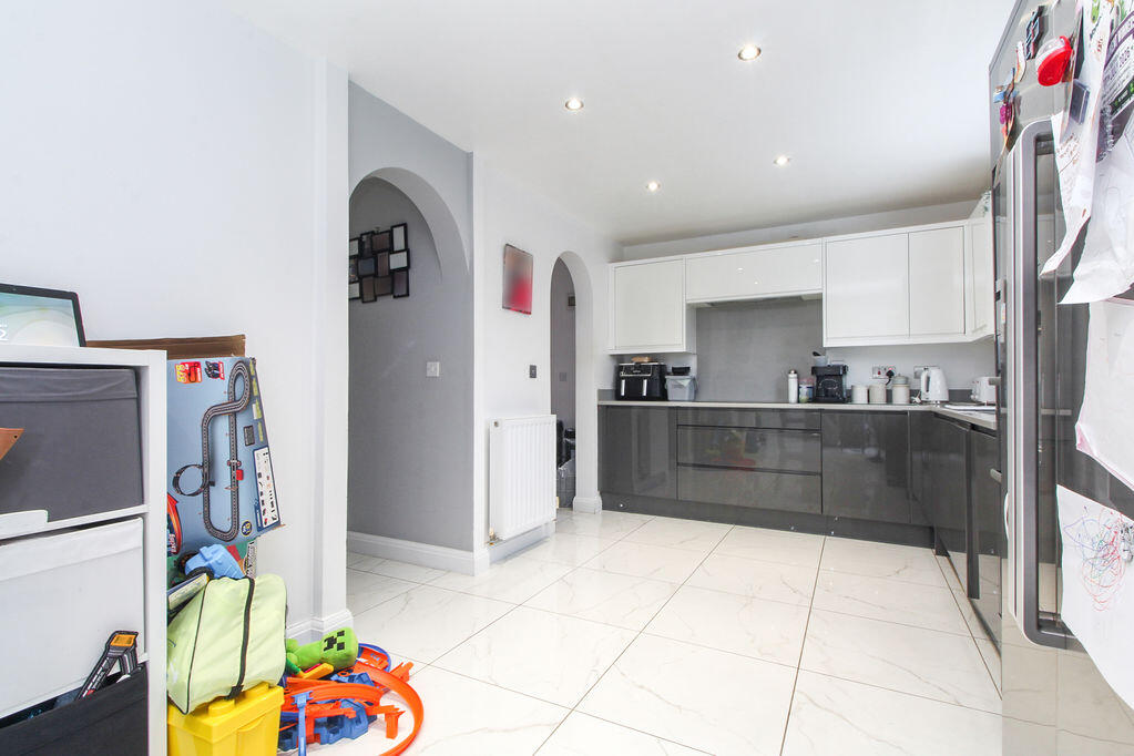 House in Milton Keynes - View 4