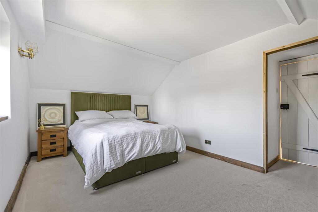House in Braintree, Sturmer - More