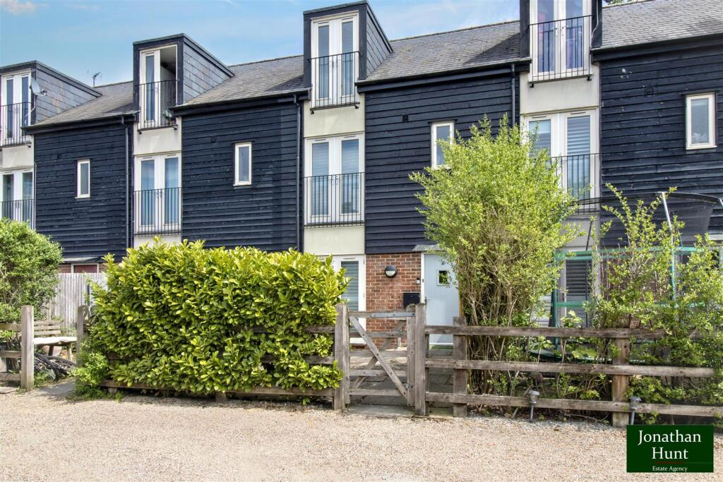 Main image of property: Baldock Road, Buntingford