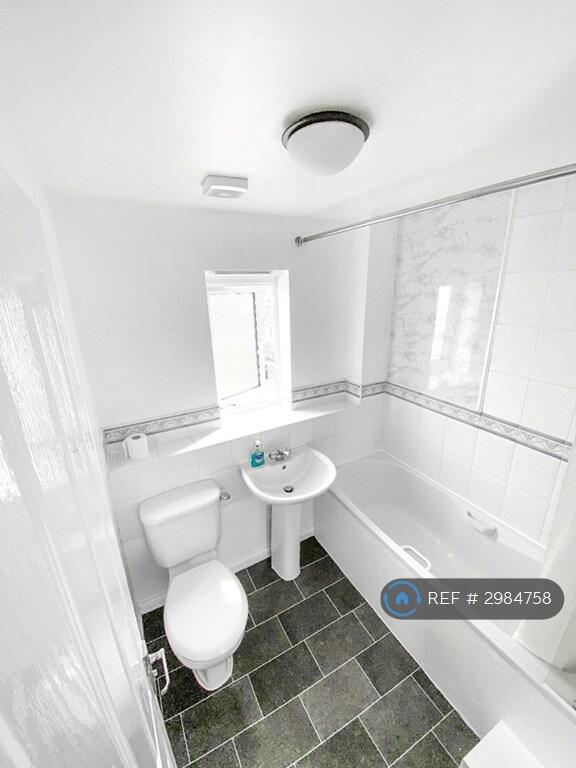 House in Manchester - View 3