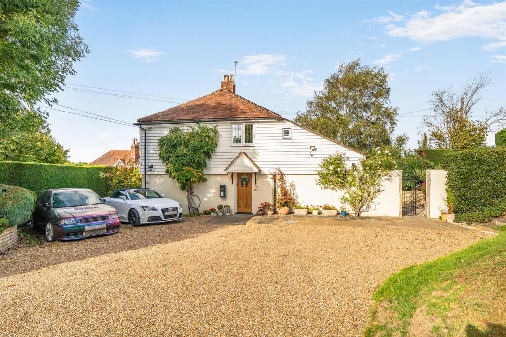 3 Bedroom Detached in ME17 3SL