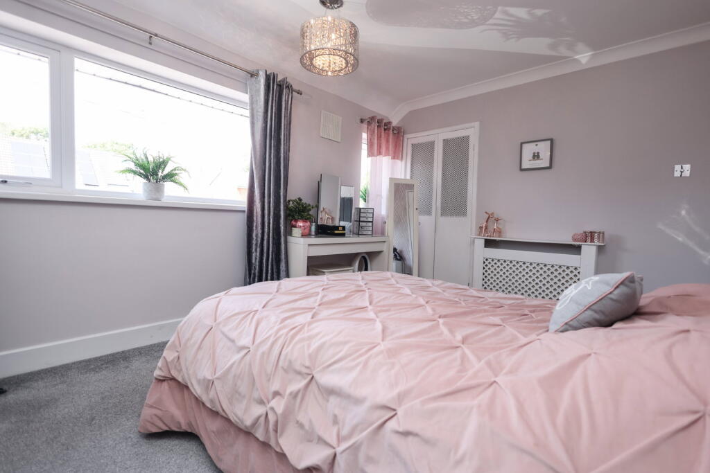 House in Birmingham, Lyndon Green - More