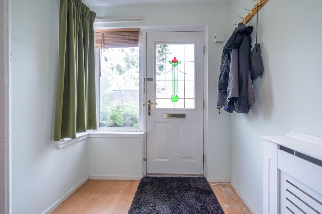 House in Livingston, Adambrae - More