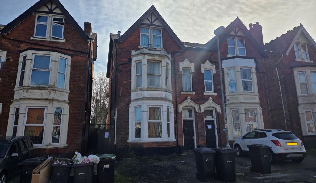 Main image of property: 324 Gillott Road, Edgbaston, Birmingham, West Midlands, B16 0RS