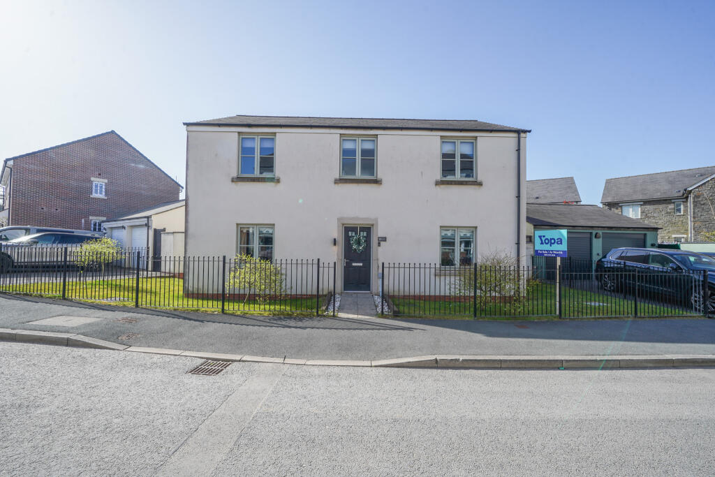Main image of property: Glamorgan Green, Neath, SA10