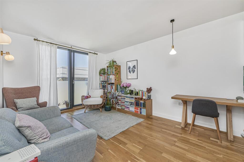 Apartment in London - View 4