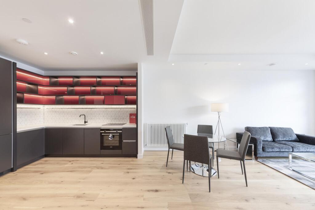 Apartment in London, London City Island, Blackwall - View 4