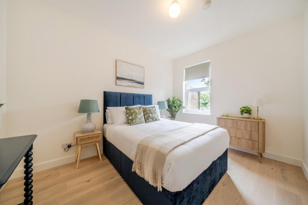 Apartment in London - View 4