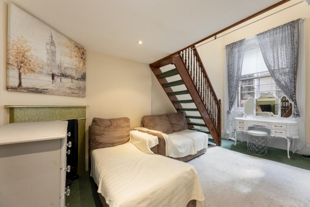Main image of property: 7 De Vere Gardens, London, W8