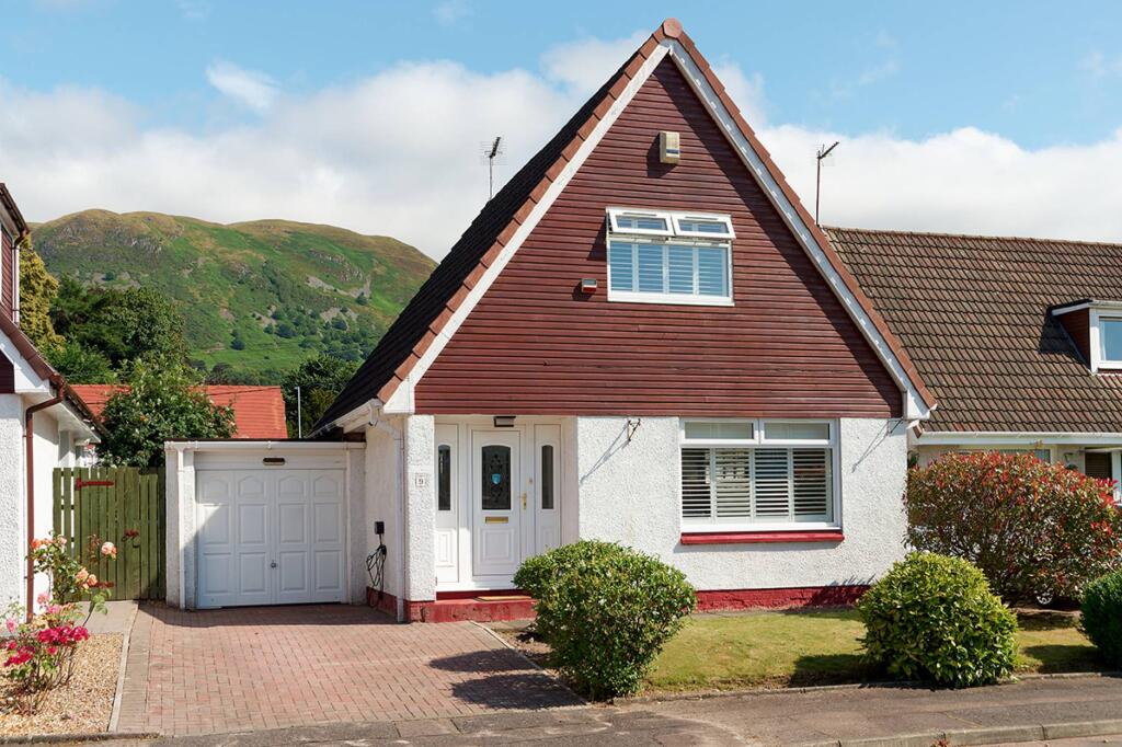 Main image of property: 9 Kirktoun Gardens, Tillicoultry, FK13 6PG