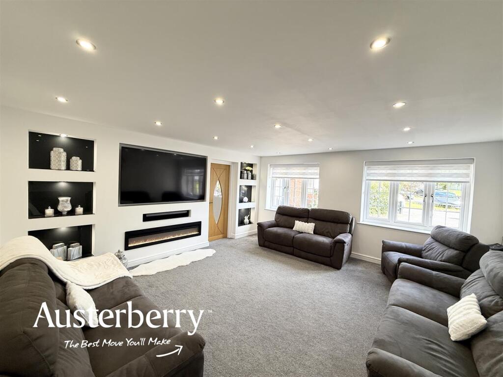 House in Stoke-on-Trent - View 5