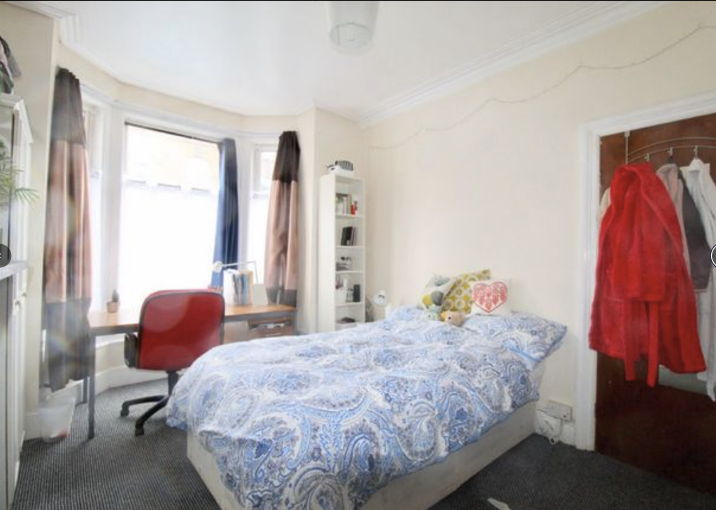 House in Leeds - View 3