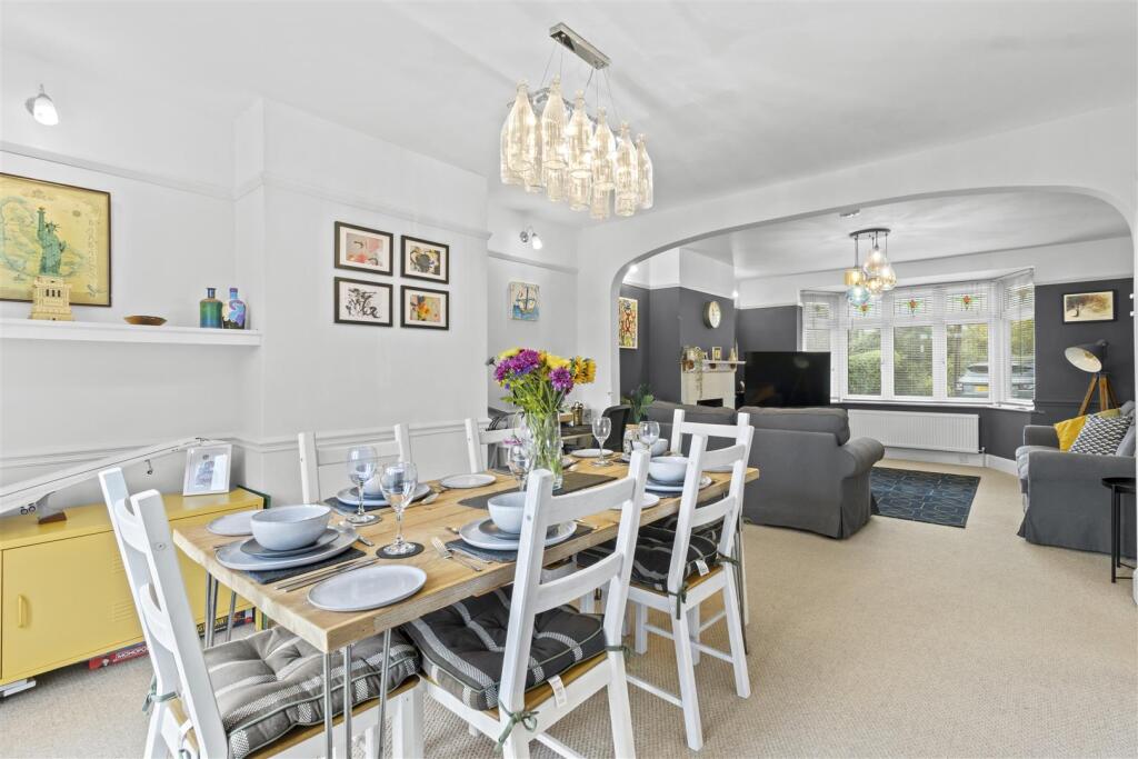 House in Wealden, Hailsham - View 2
