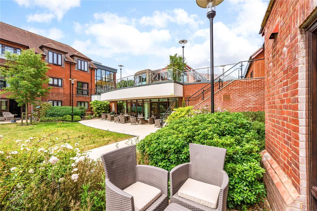 Main image of property: Angelica, Friary Meadow, Cartwright Drive, Titchfield, Fareham, Hampshire, PO15
