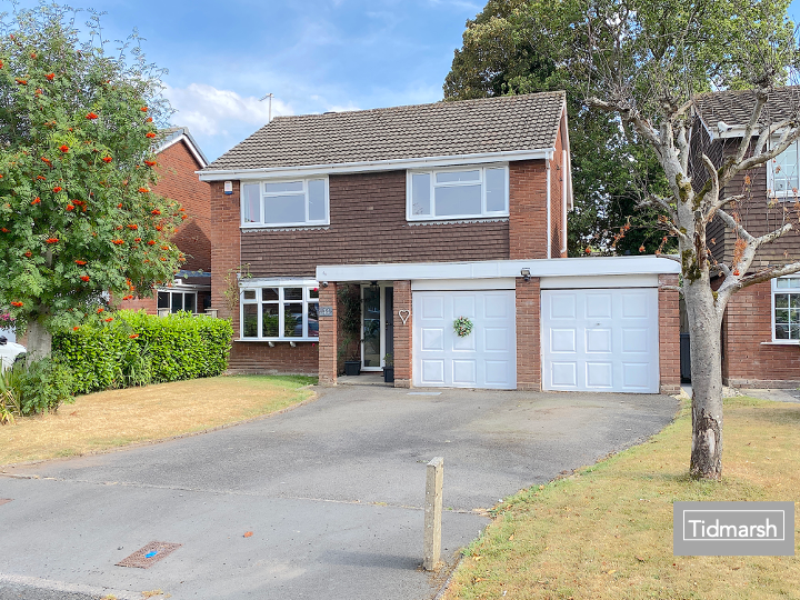 Main image of property: 44 Histons Drive, Codsall, Staffordshire WV8 2ET