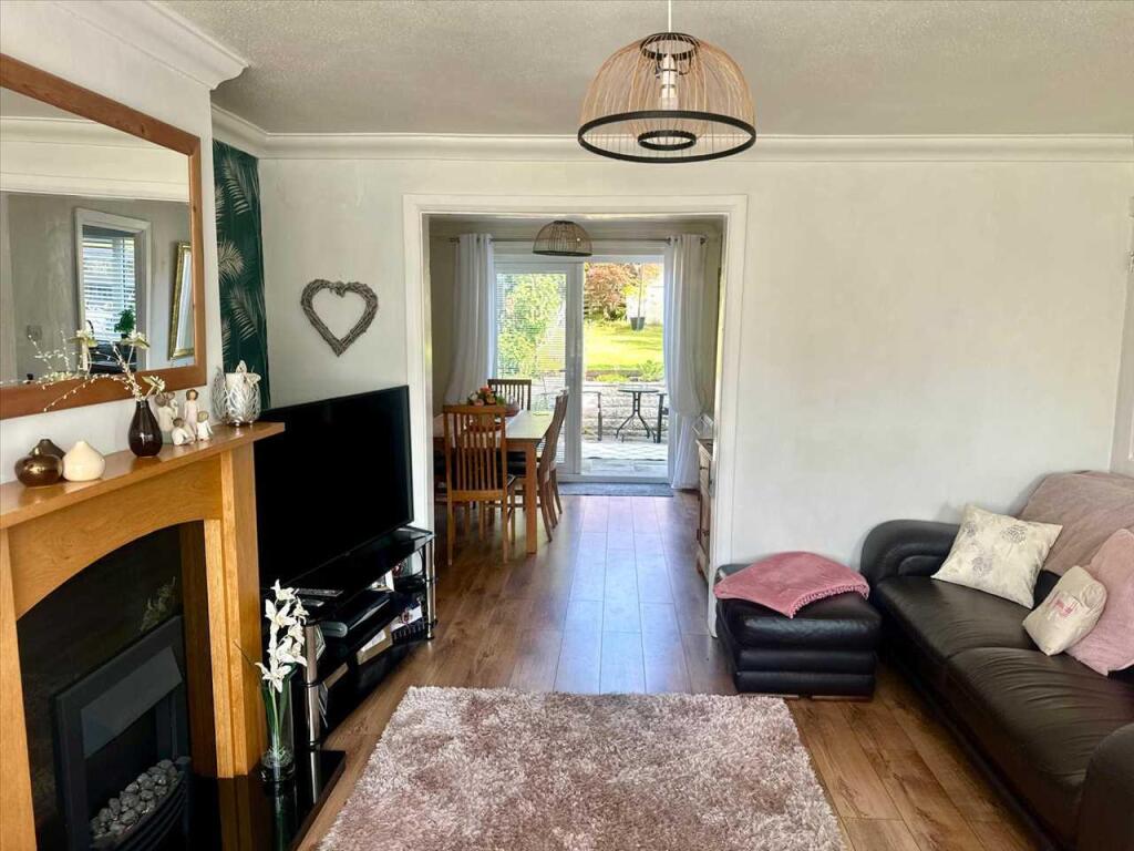 House in Beddau, Llantrisant - View 4