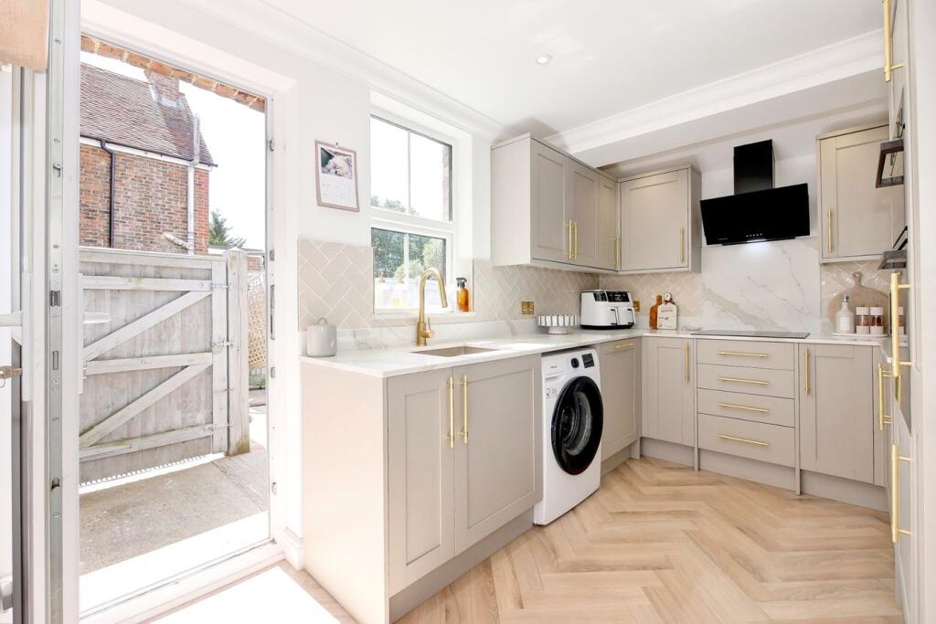 House in Wealden, Hailsham - View 4