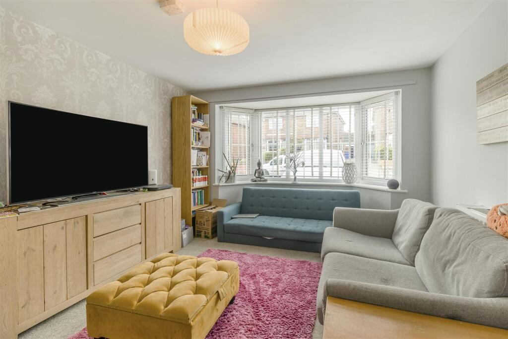 House in Mansfield, Nottinghamshire - View 4