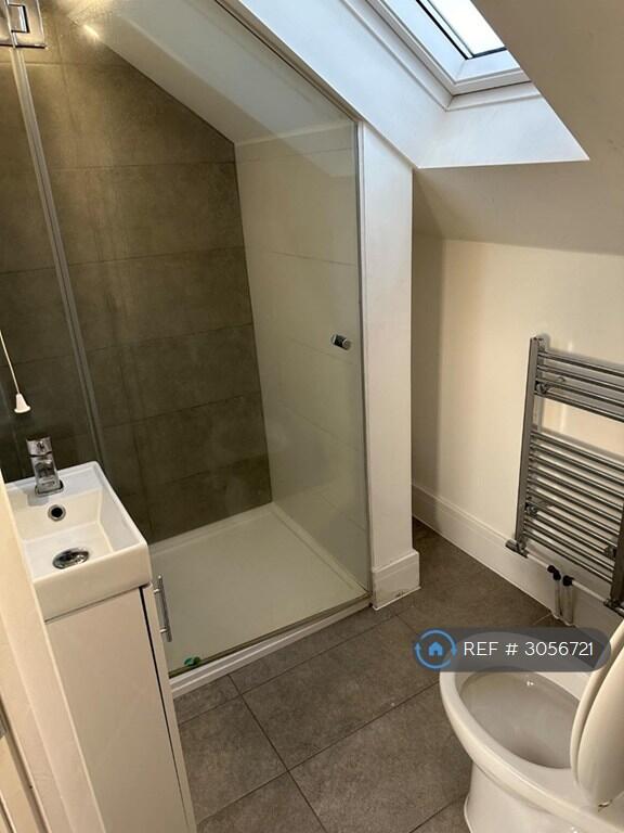 Apartment in Lye Green, Newtown, Chesham - More