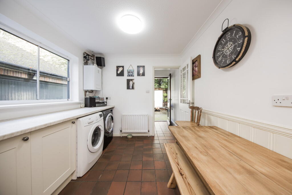 House in Wealden, Crowborough Warren, Crowborough - More